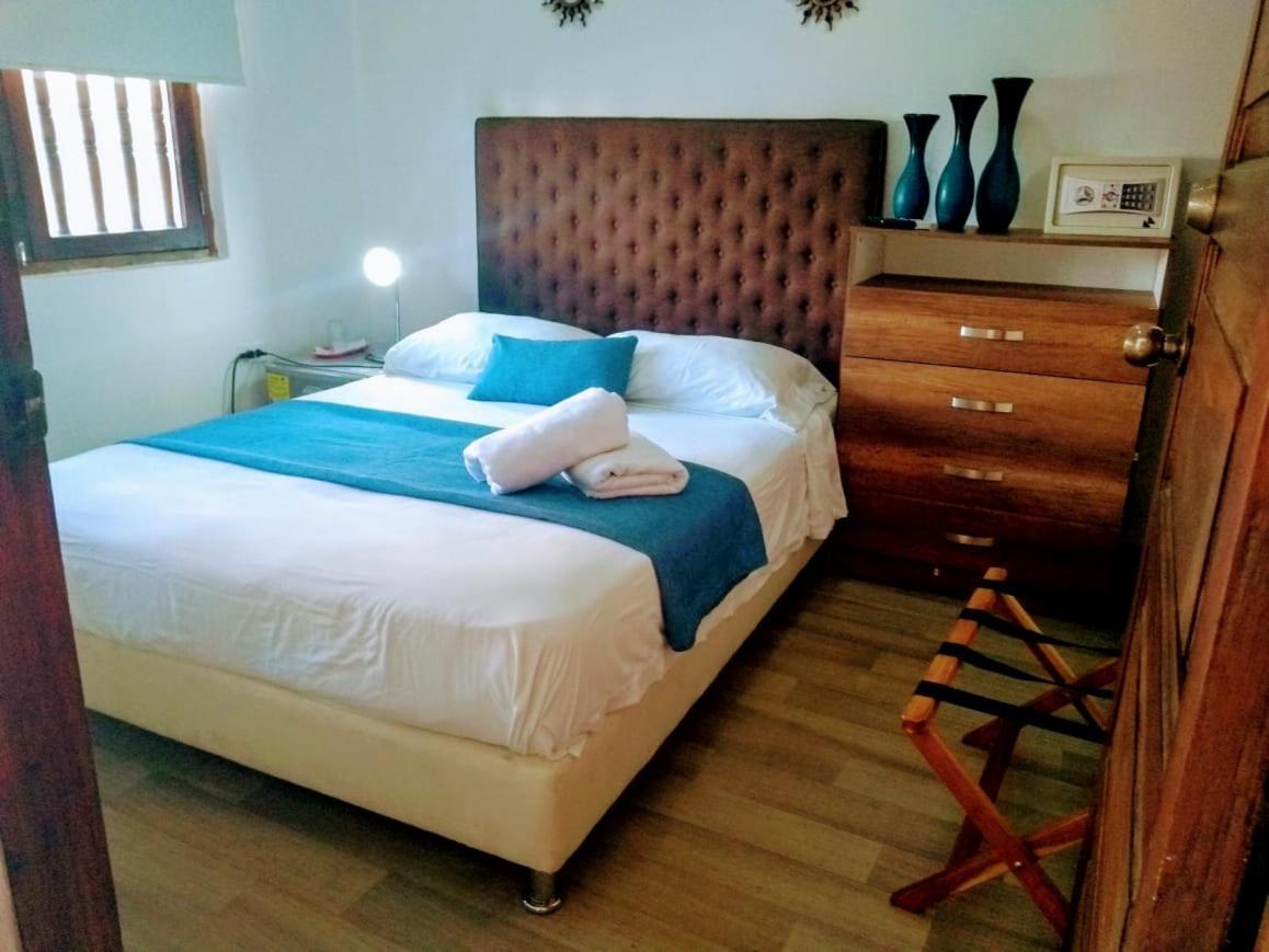 Santa Alejandria Hotel Картахена Экстерьер фото